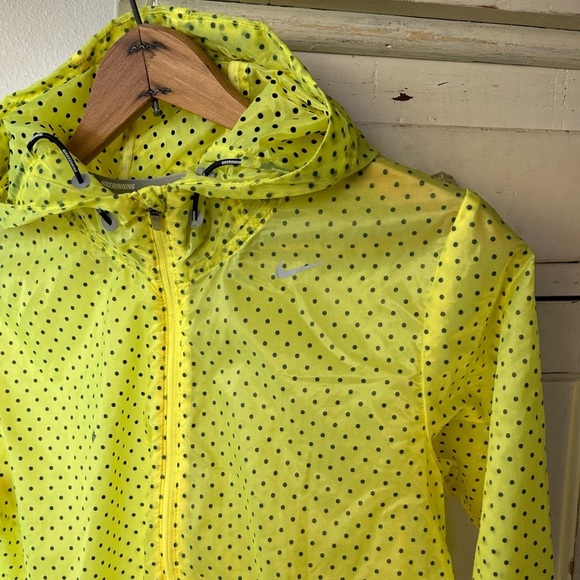 🔥Nike | Women’s lemon yellow translucent zip front running jacket black dots, S - Picture 10 of 14